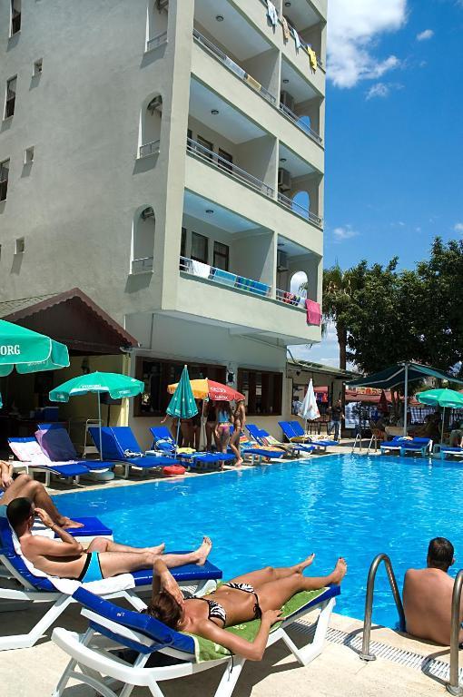אלאניה Glaros Hotel מראה חיצוני תמונה