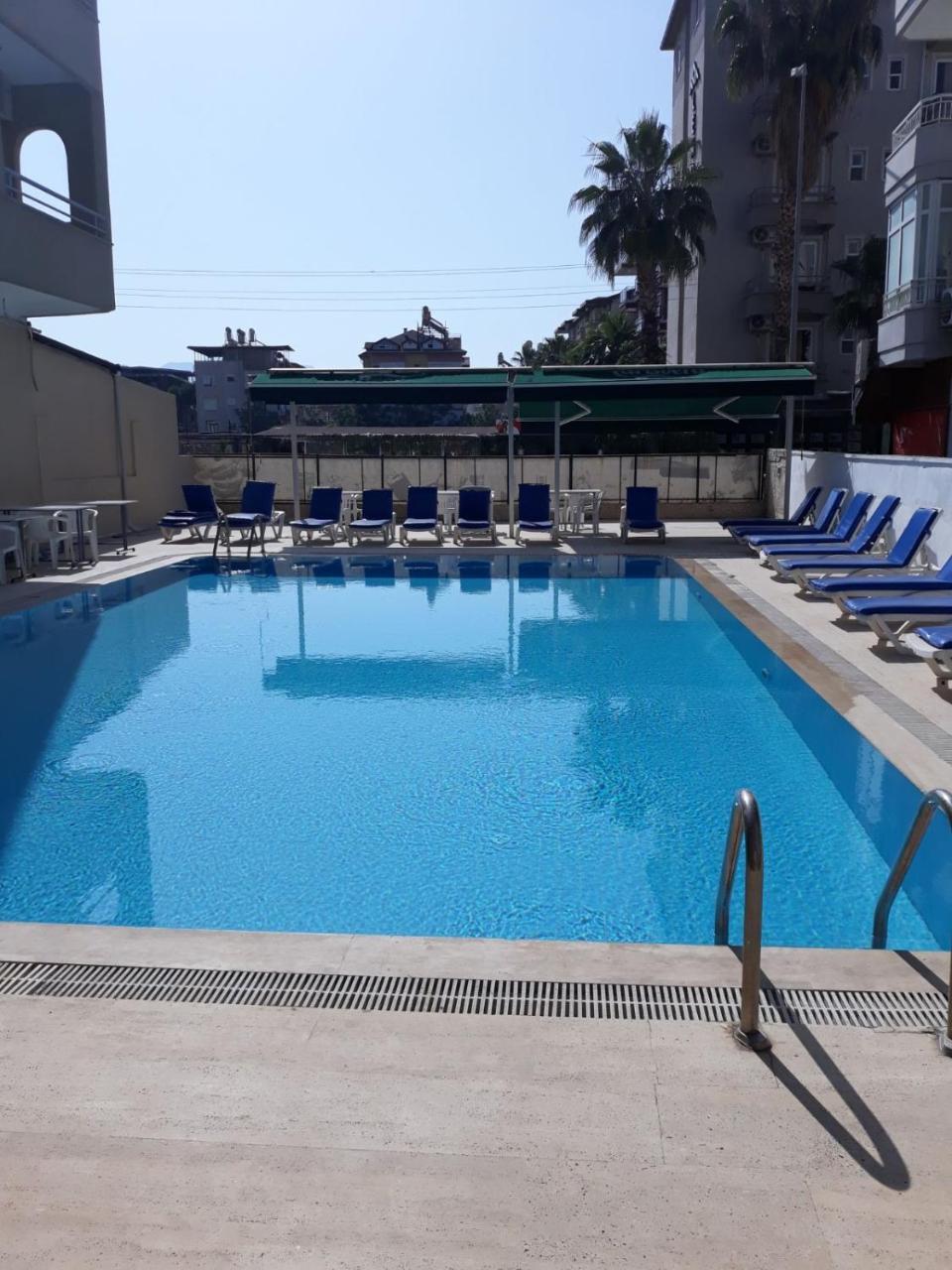 אלאניה Glaros Hotel מראה חיצוני תמונה
