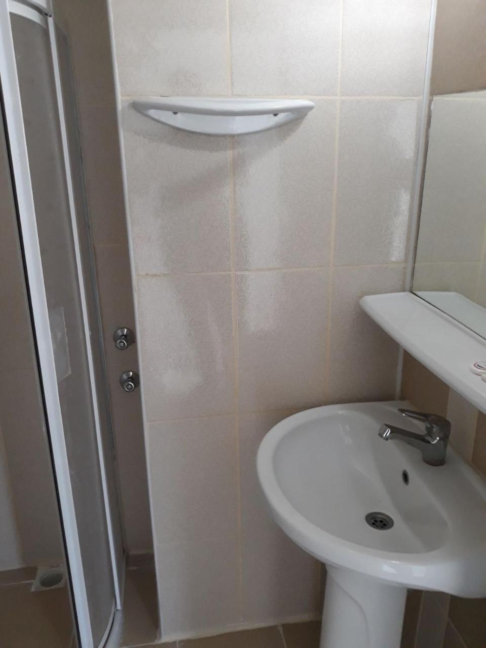 אלאניה Glaros Hotel מראה חיצוני תמונה
