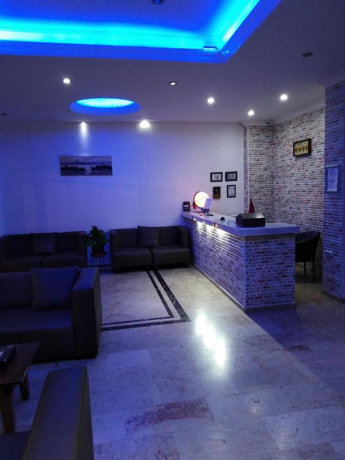 אלאניה Glaros Hotel מראה חיצוני תמונה